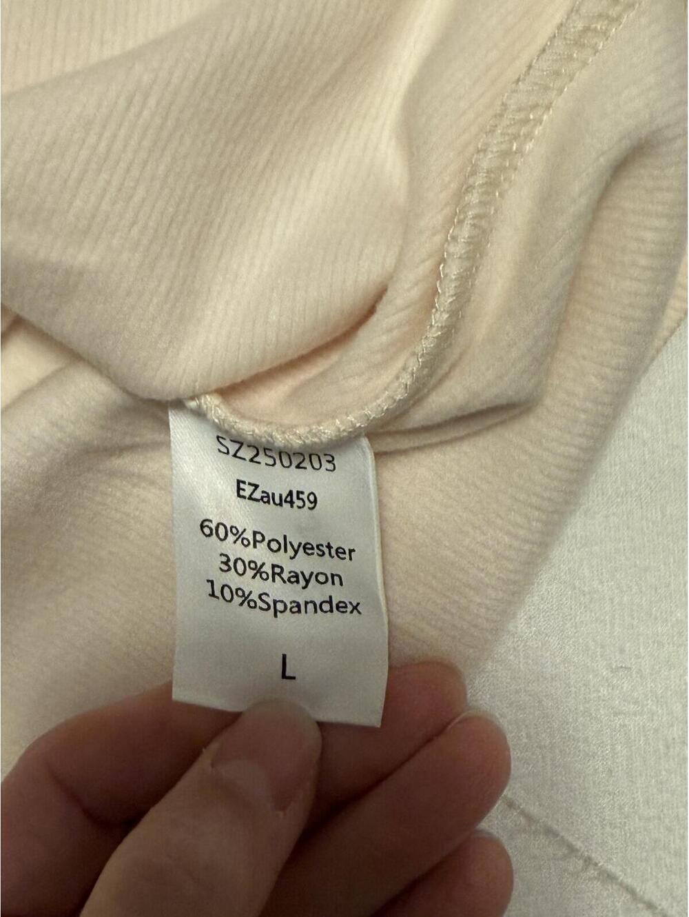 Automet Cream Ribbed Slim Fit Long Sleeve Crewneck Top Women's Large NWT - Picture 7 of 7